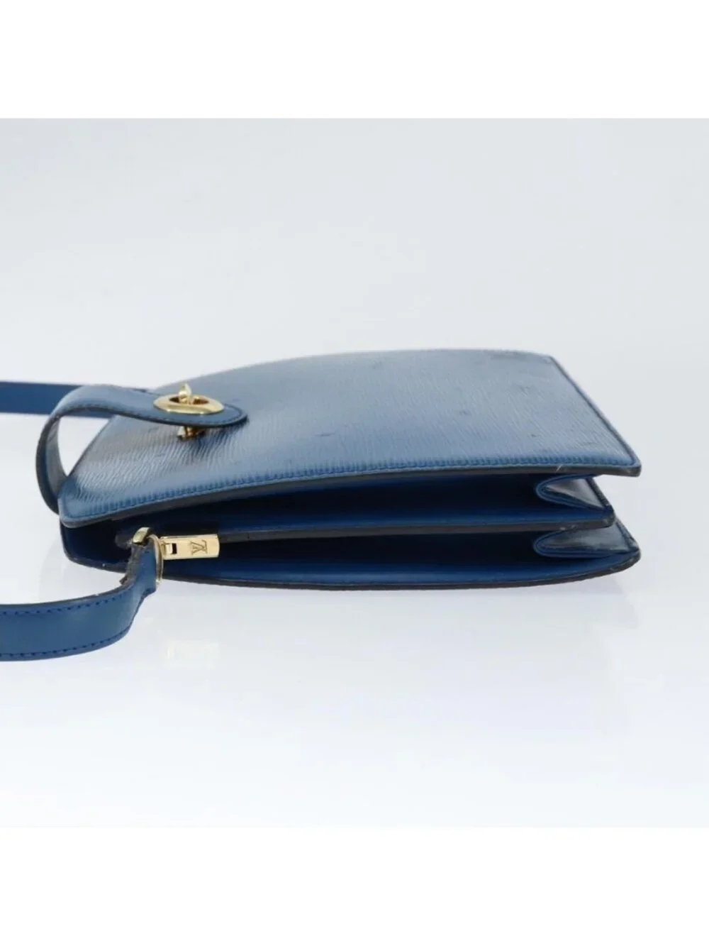 Authentic LOUIS VUITTON Epi Capuchin Shoulder Bag Blue M52345 LV